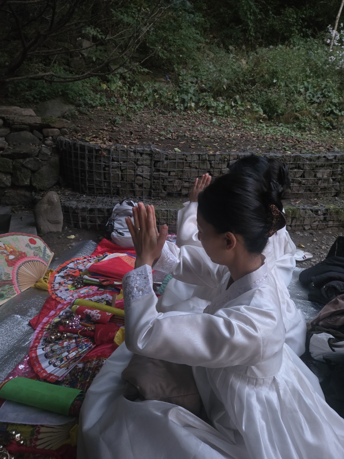 Oct 3, prayer at Mt. Gamaksan Sosul Yonggung prayer site, praying with her spirit daughters